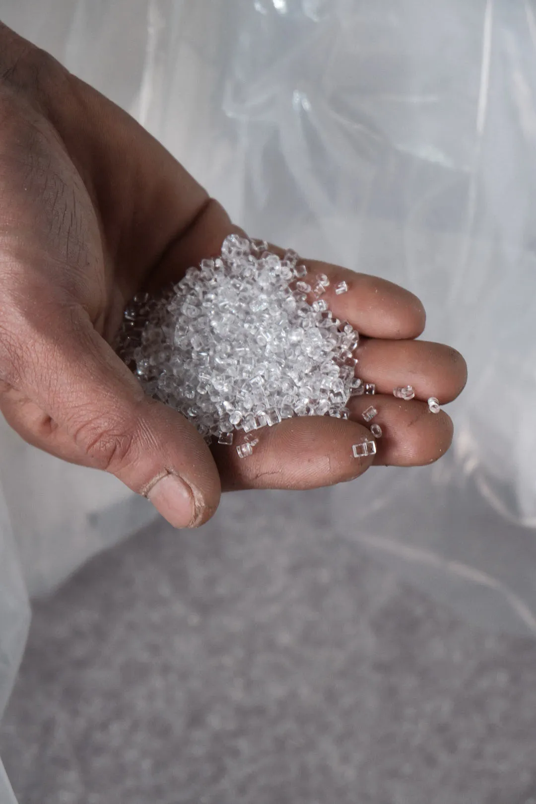 Transparent plastic pellets used as raw material for 3D printing filament production