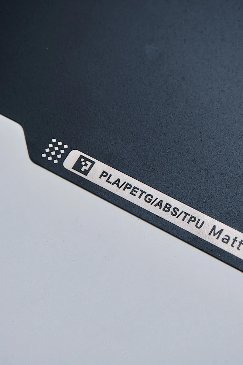 VoxelFuse cold build plate compatibility label for PLA PETG ABS TPU filaments