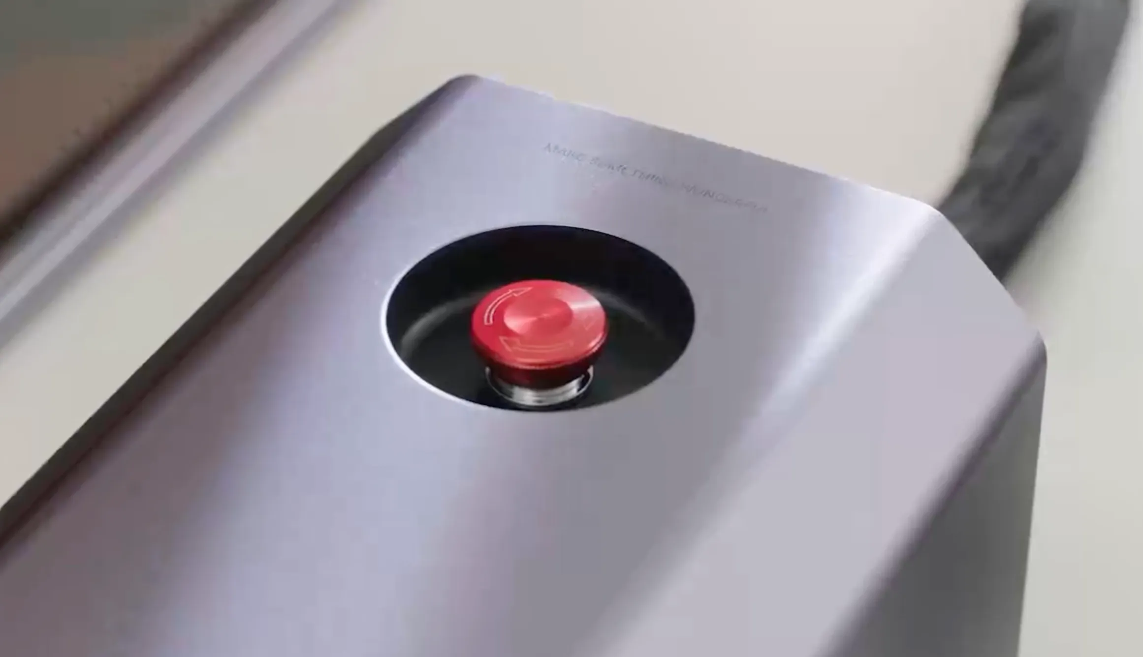 Snapmaker Artisan emergency stop button close-up