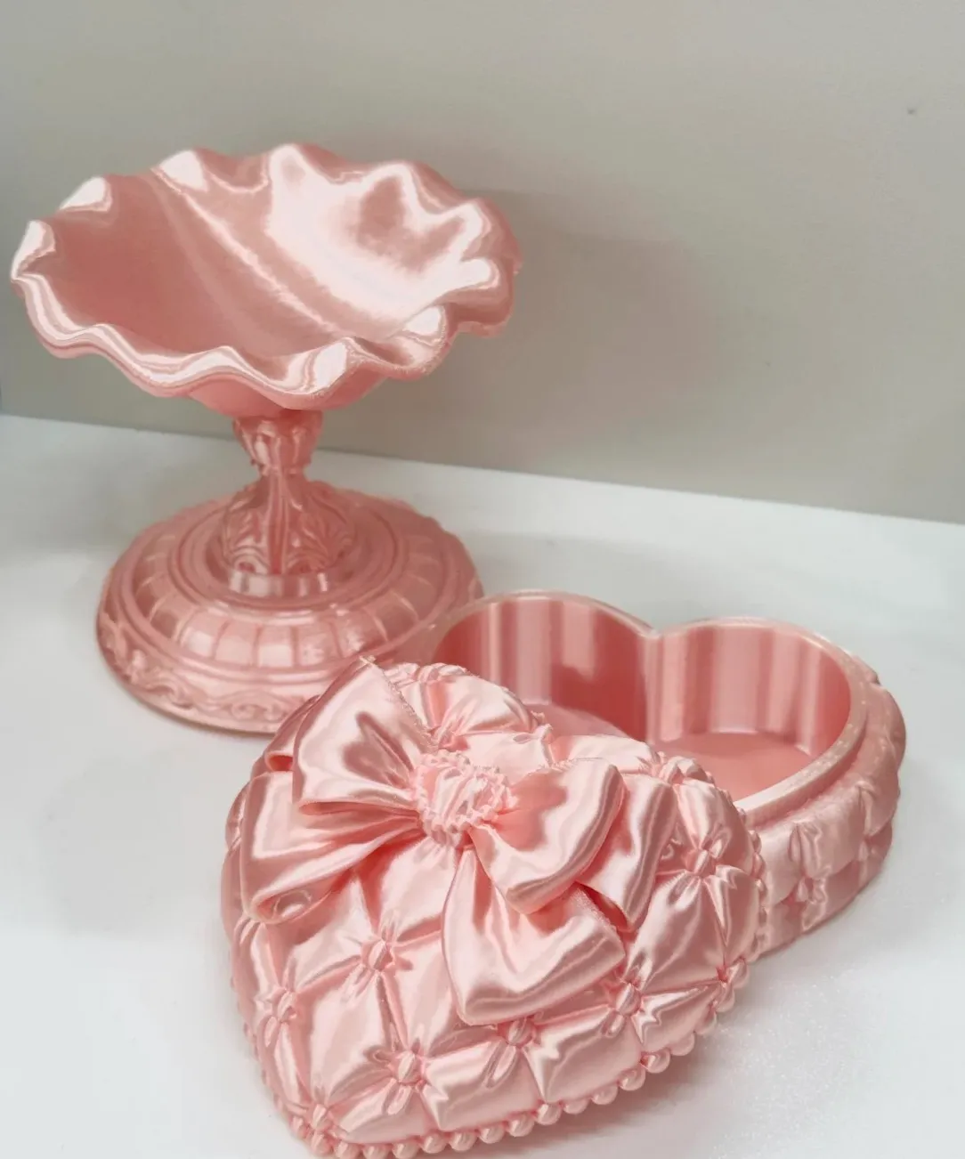 Detailed view of heart-shaped decorative box printed with Bambu Lab PLA Silk+ Pink Filament 1.75mm 1kg/Spool Color Code 13207