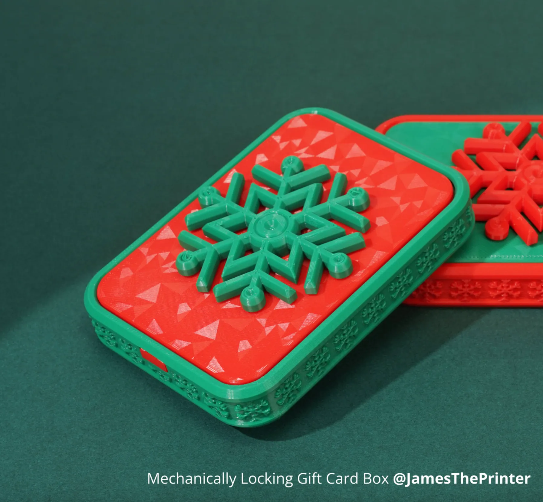 mechanically locking gift card box 3d print with diamond surface texture using Bambu 3D Effect Plate red and green parts